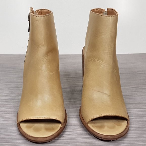 Steve Madden Terraa Natural Leather Peep-Toe Booties Natural Womens Size 6 - Picture 2 of 7
